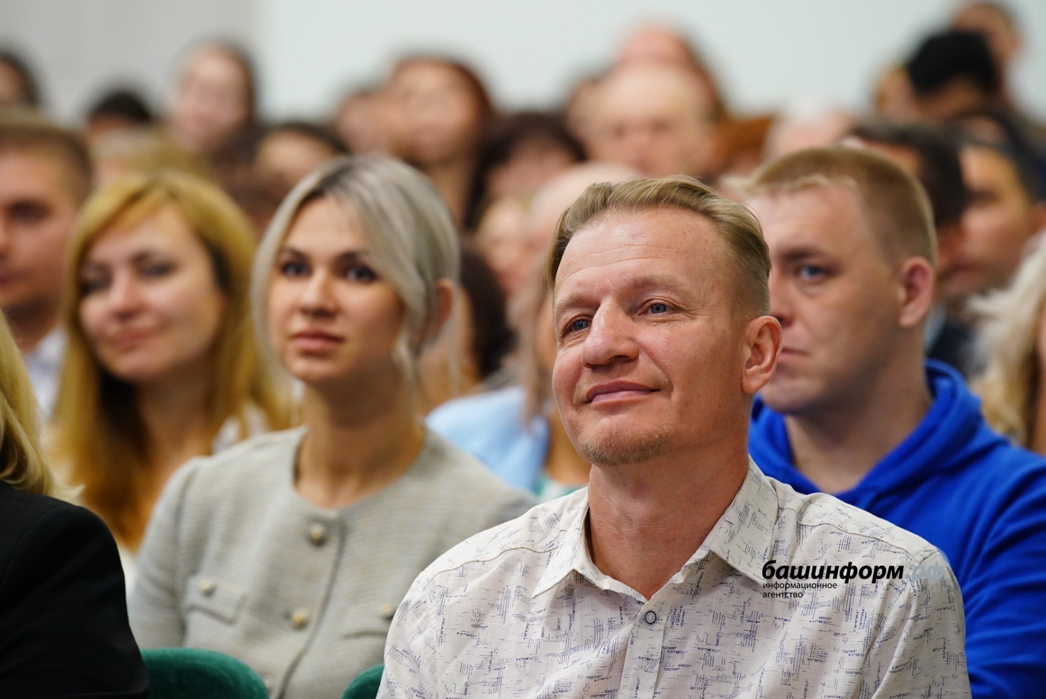 Олег Яровиков