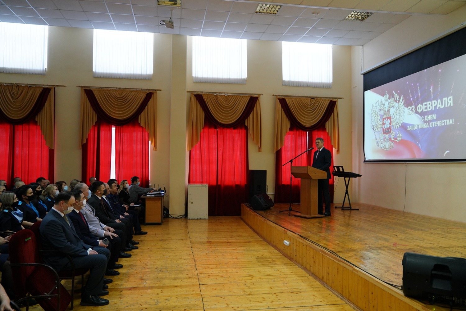 Олег Яровиков