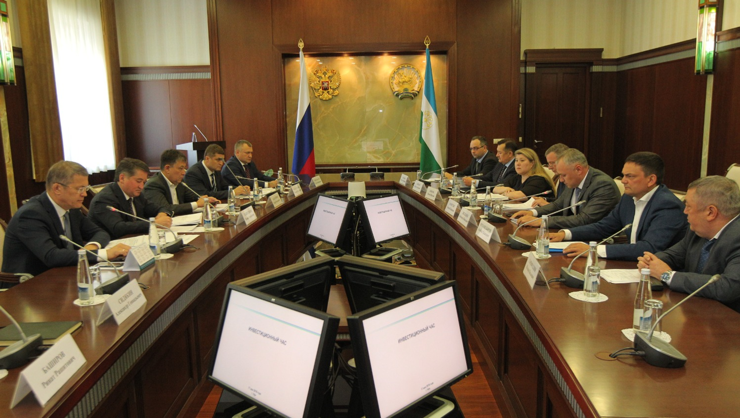 Олег Яровиков