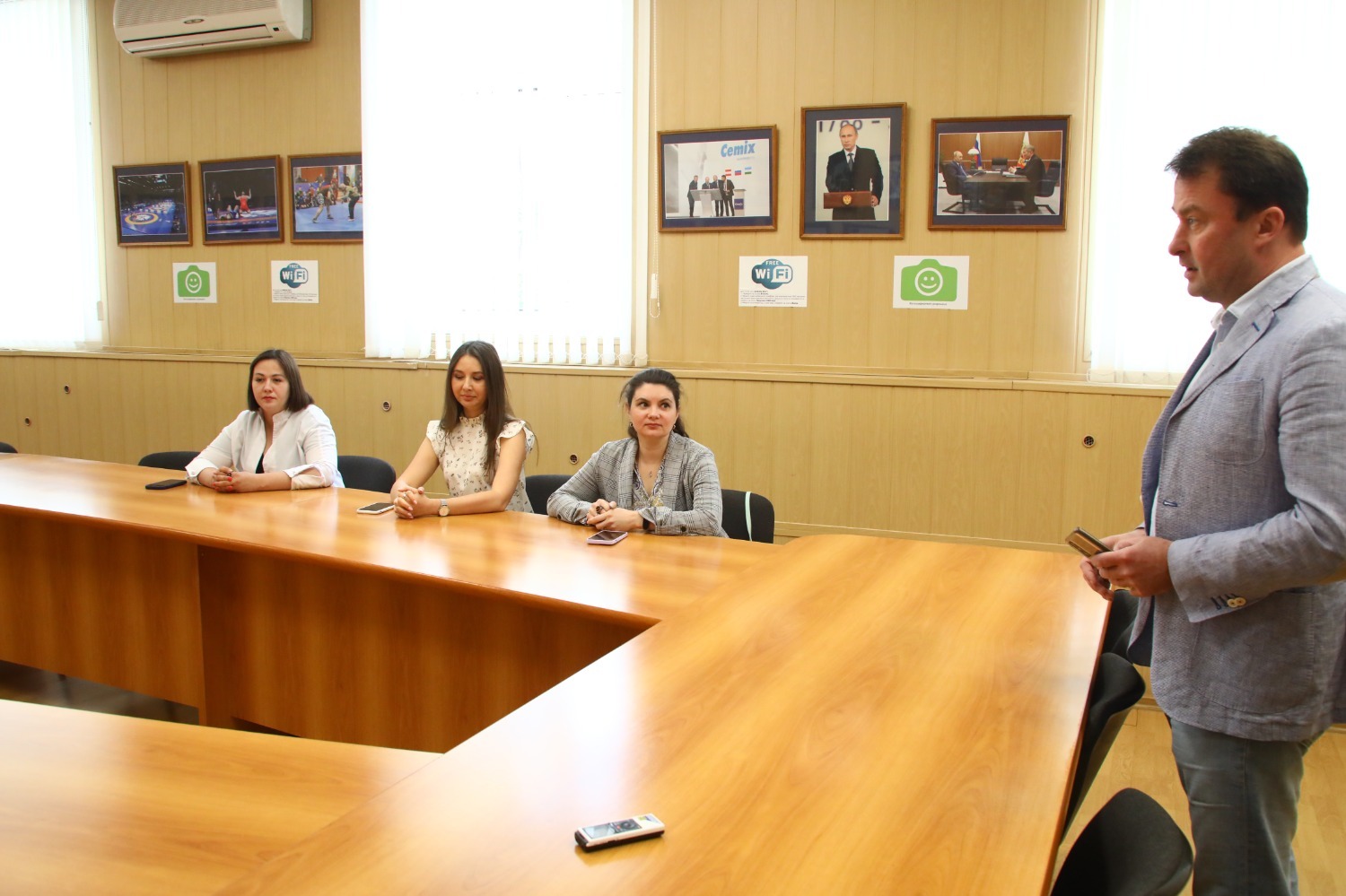 Валерий Шахов   На вручении диплома  «Ярзам».