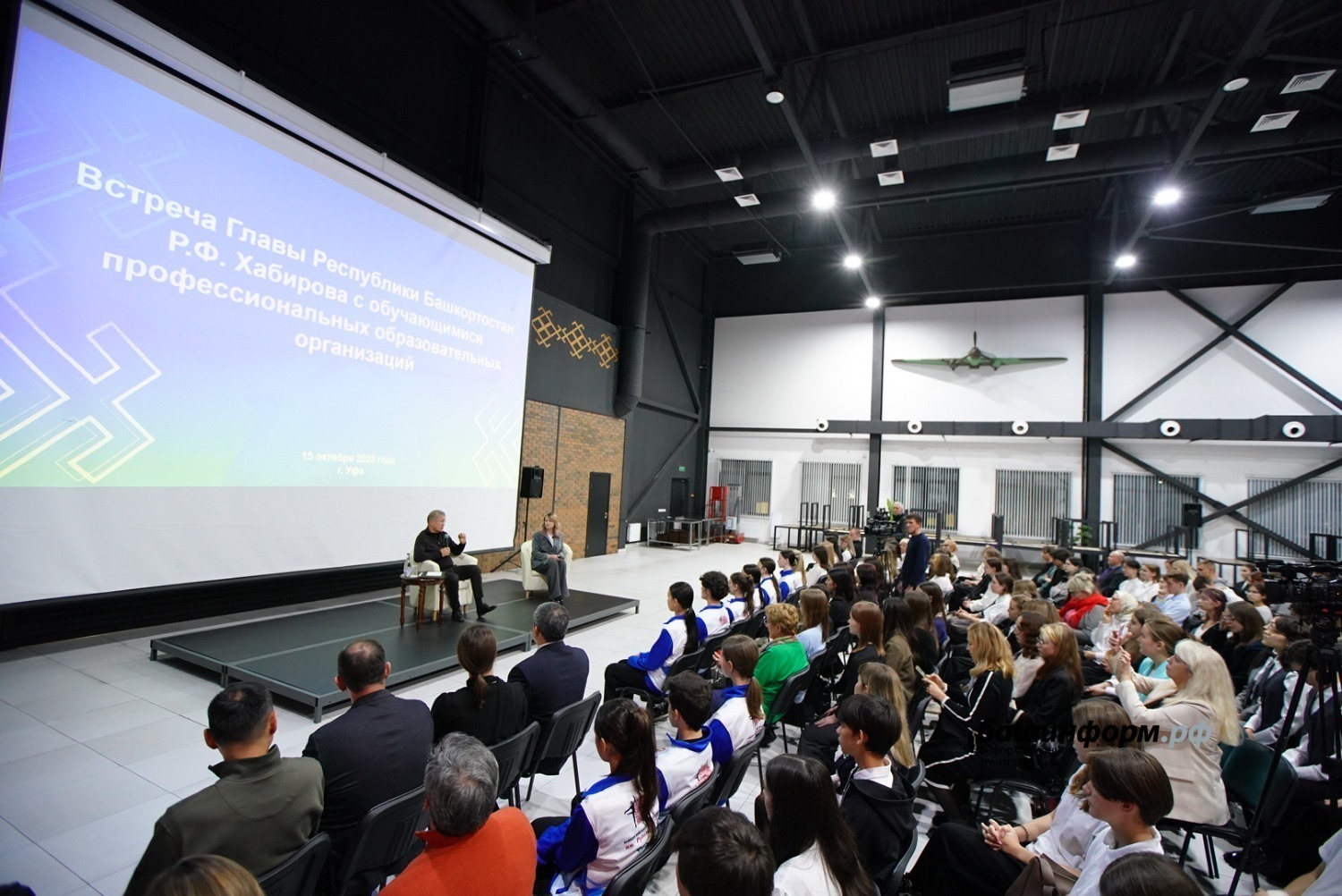 Олег Яровиков