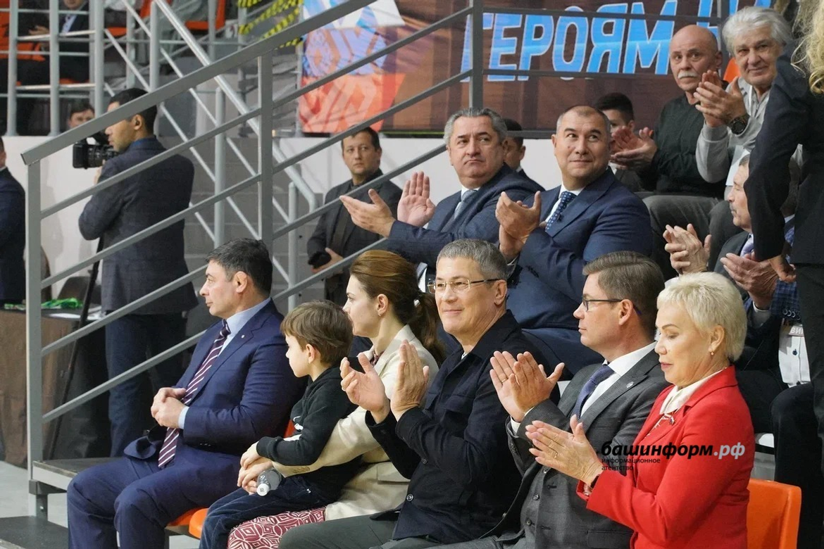 Олег Яровиков