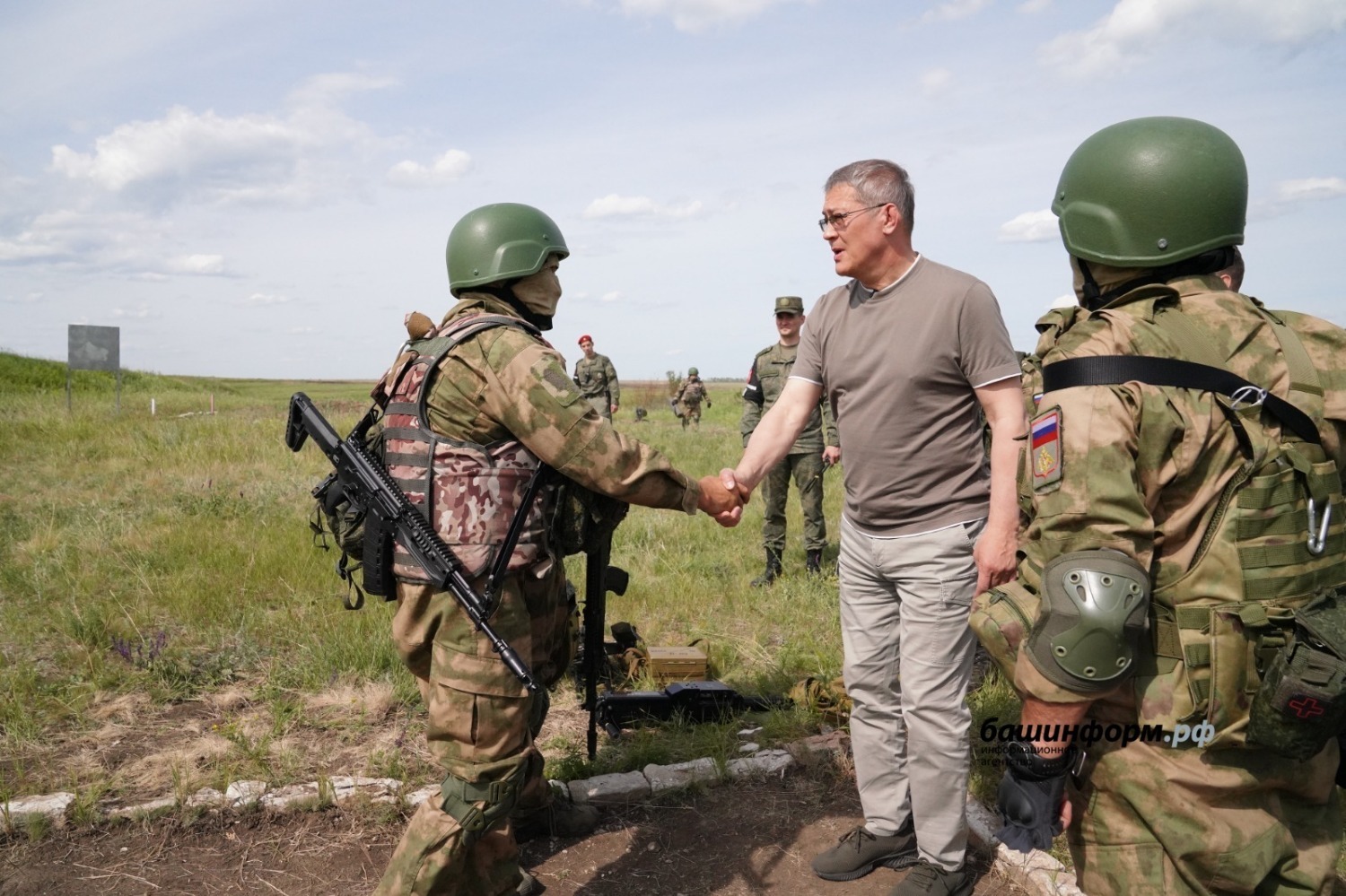 Олег Яровиков