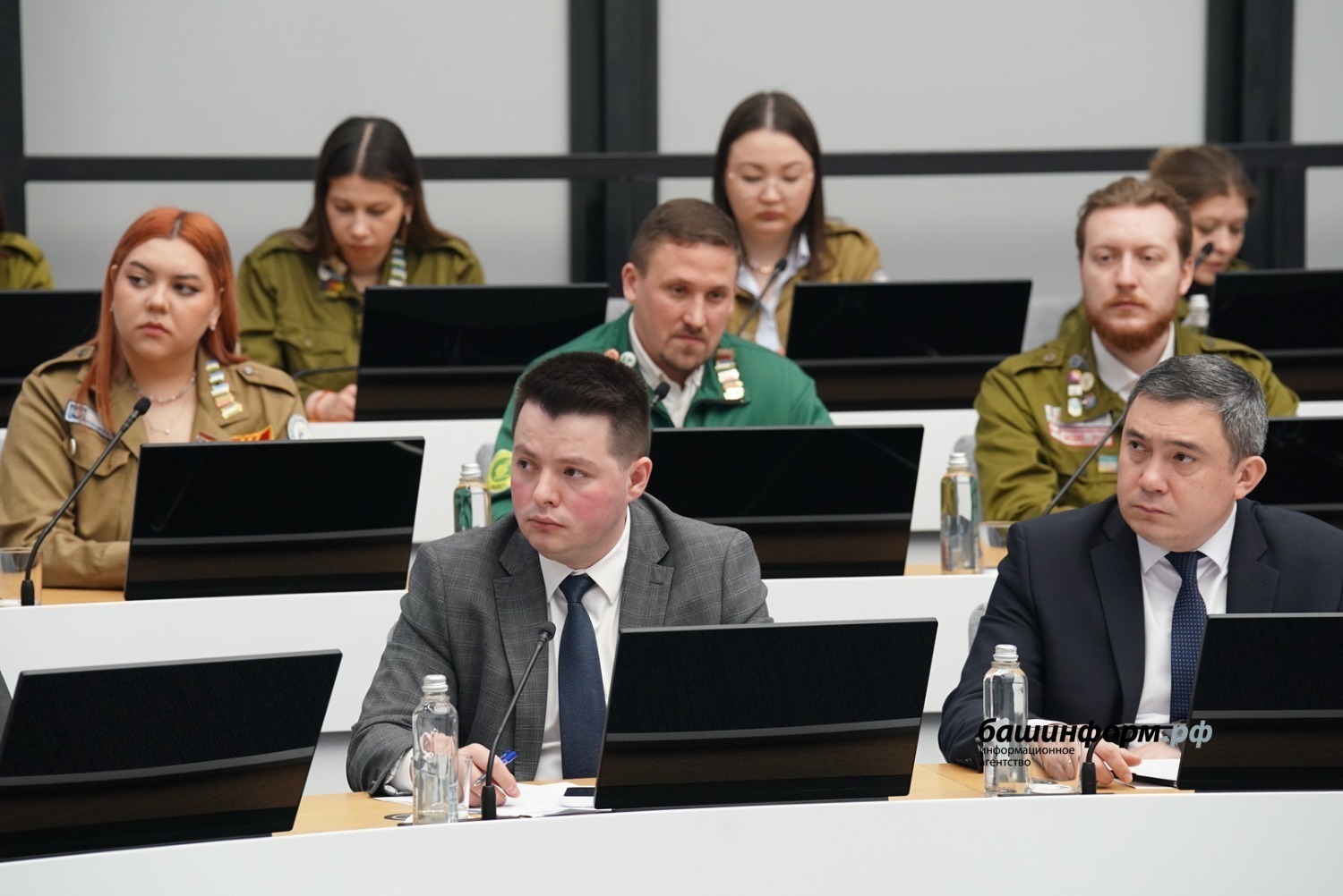 Олег Яровиков