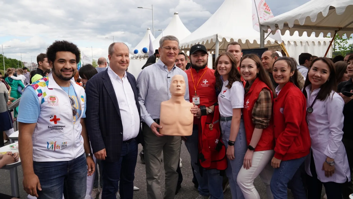 Олег Яровиков