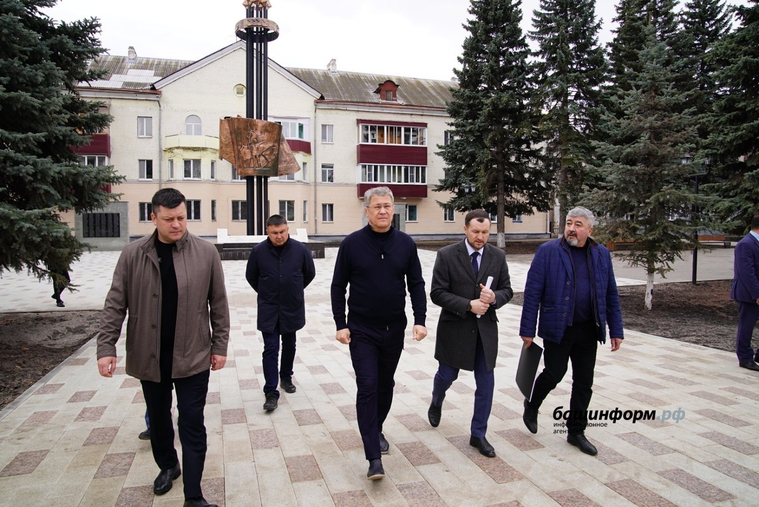 Олег Яровиков