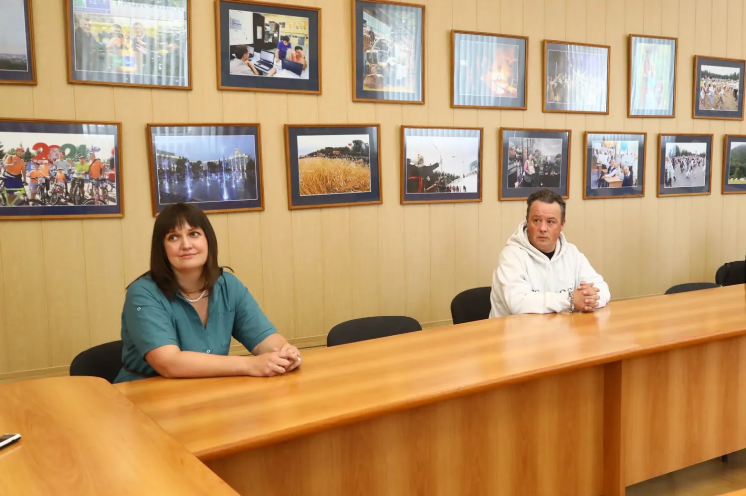 Валерий Шахов  Анна Кузнецова на вручении диплома «Ярзам».