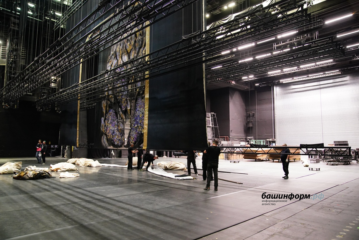 Олег Яровиков