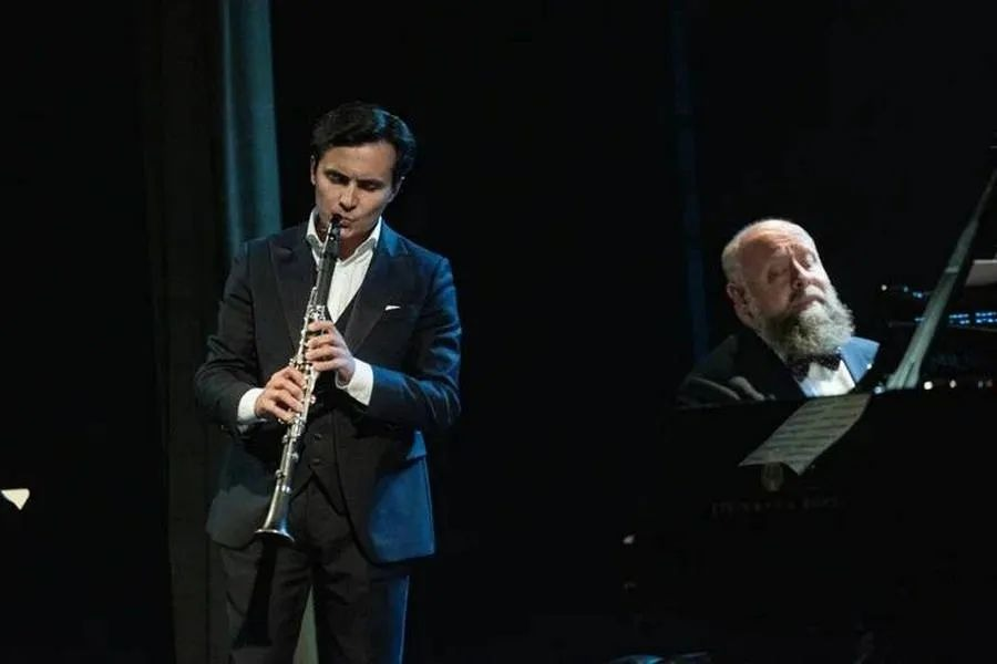 Концерт в Севастополе с Александром Гиндиным