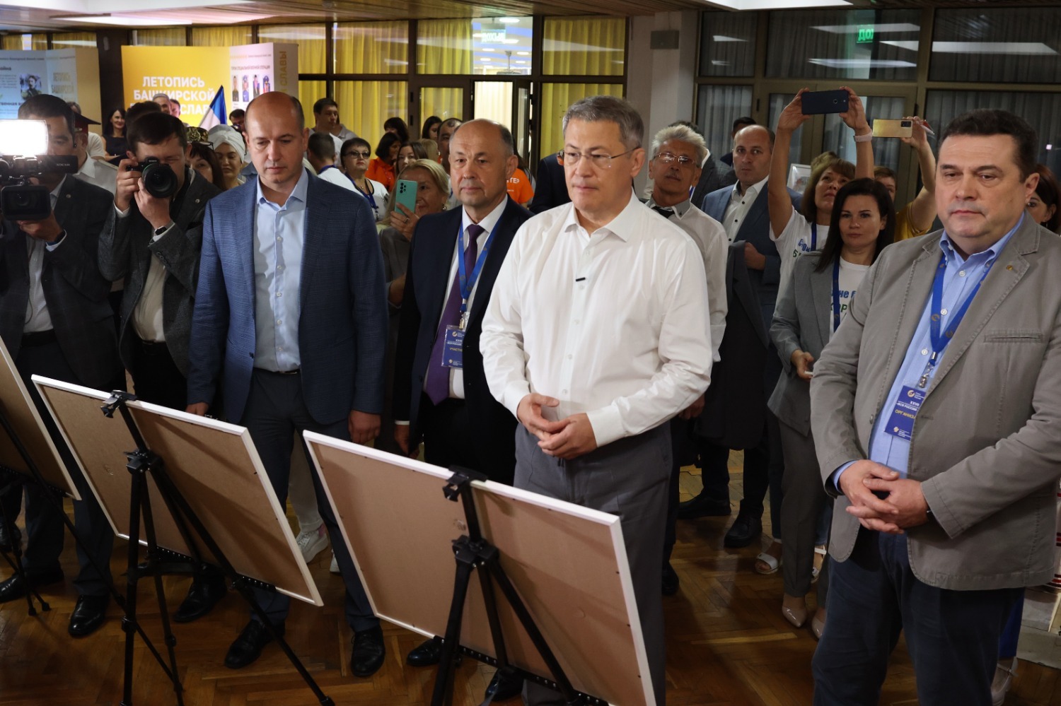 Анвар Галеев