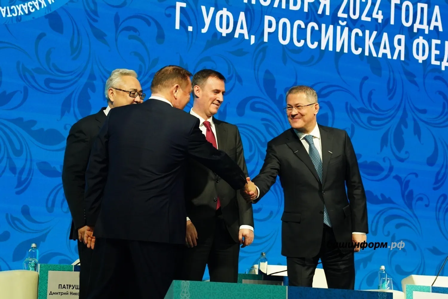 Олег Яровиков
