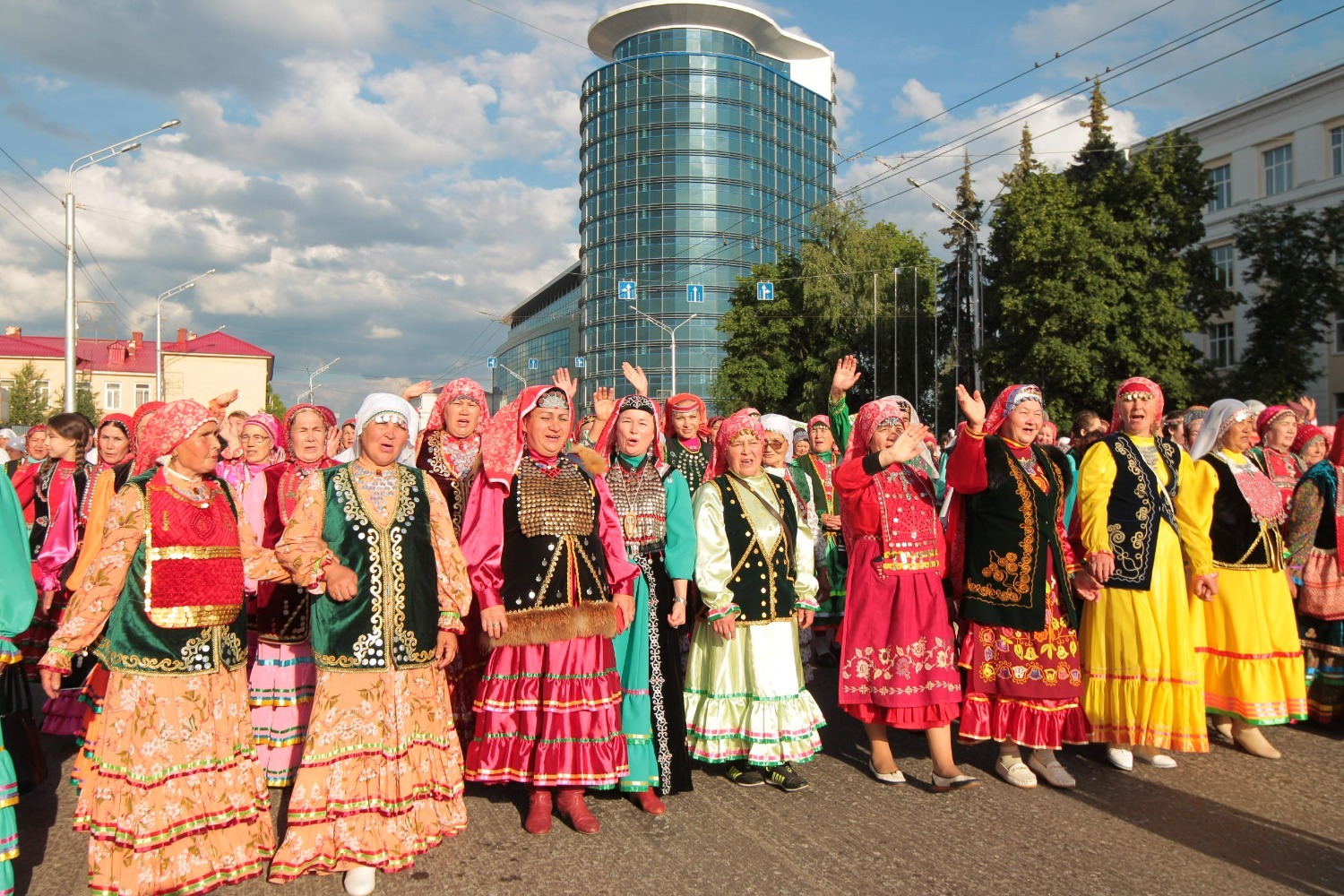 Олег Яровиков