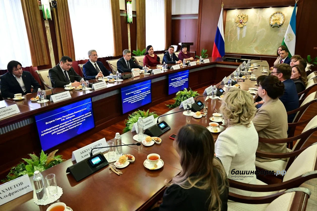 Азат Мухамедьянов  пресс-служба Главы РБ