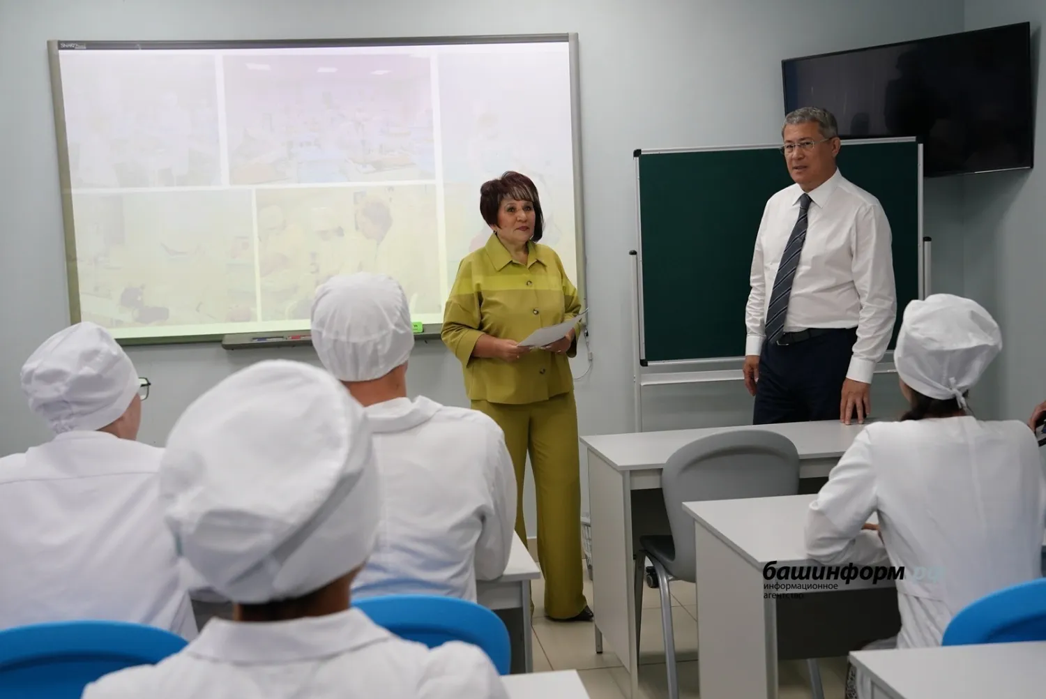 Олег Яровиков