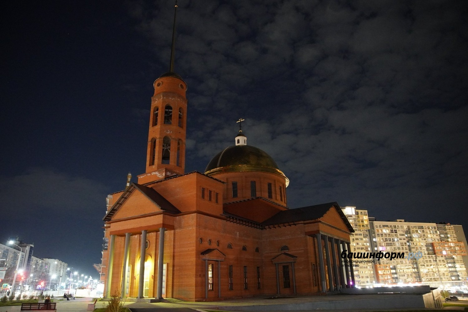 Олег Яровиков