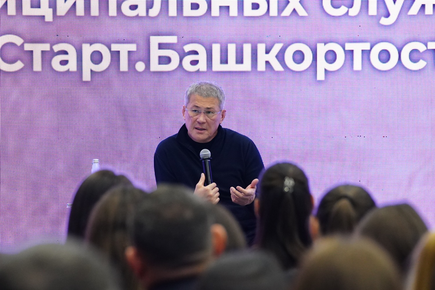 Олег Яровиков