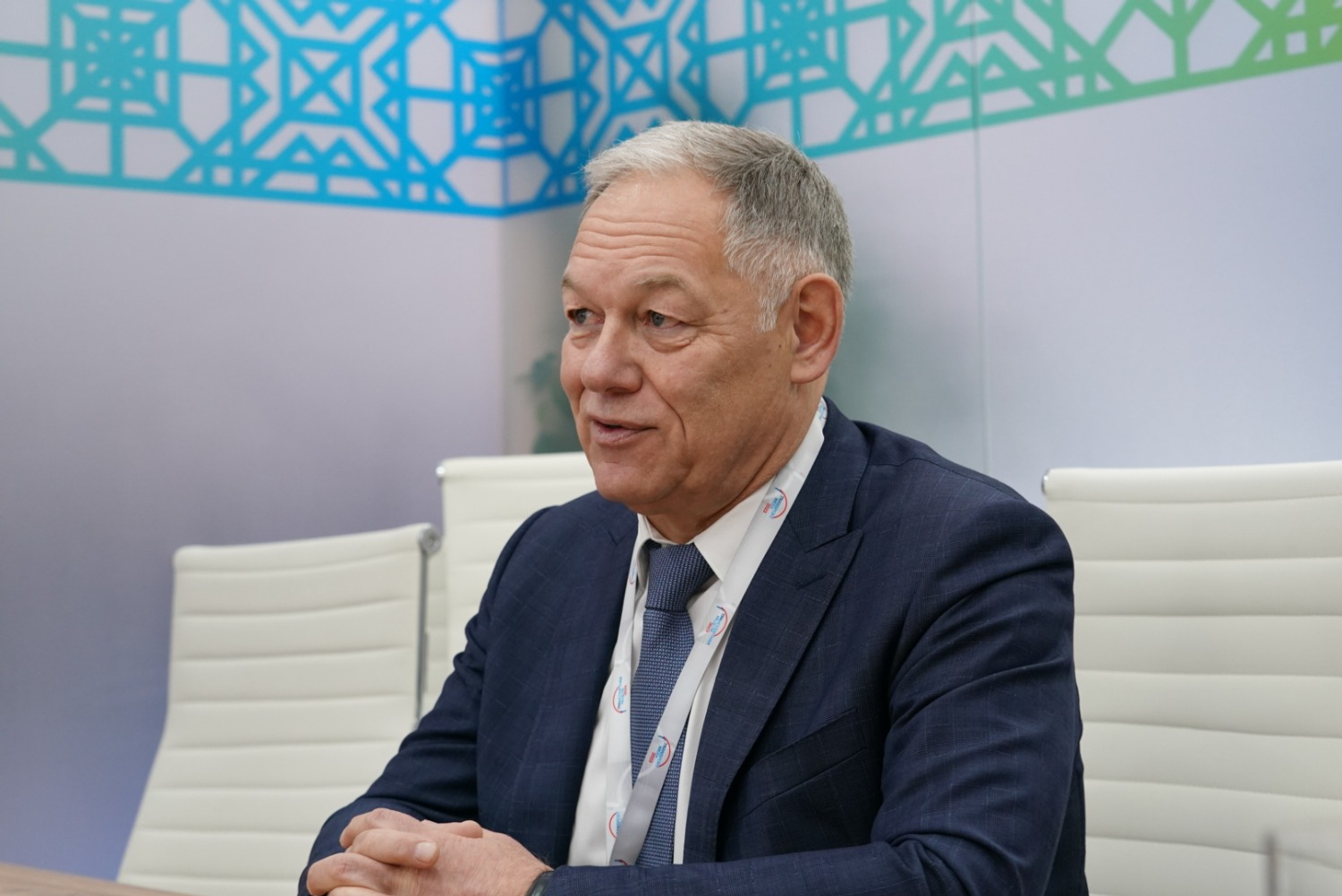 Олег Яровиков