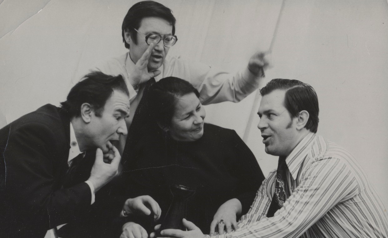 Флюра Нугуманова с коллегами семейный архив