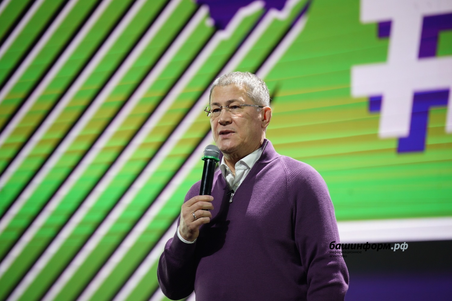 Олег Яровиков