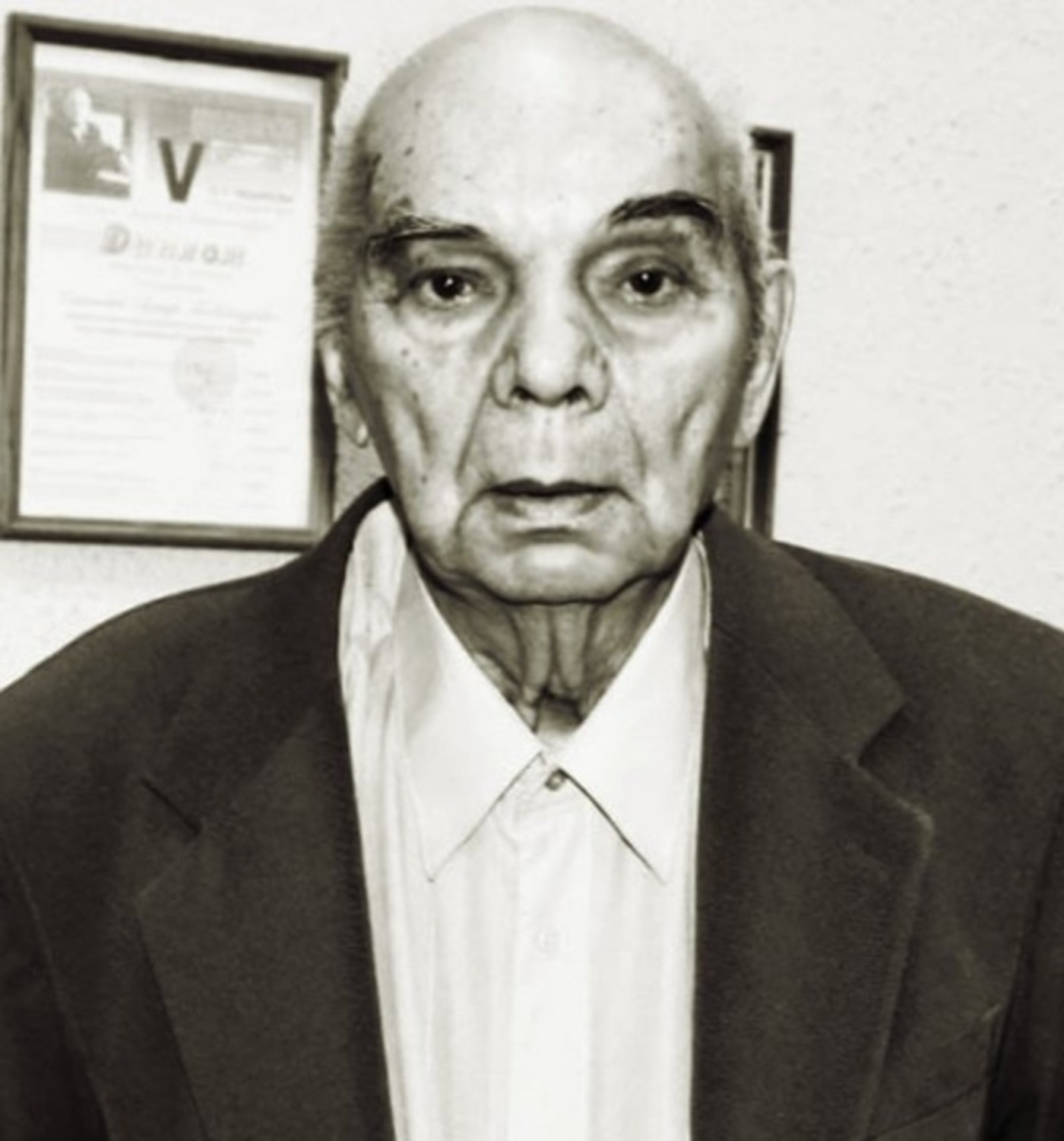 Анатолий Иванов