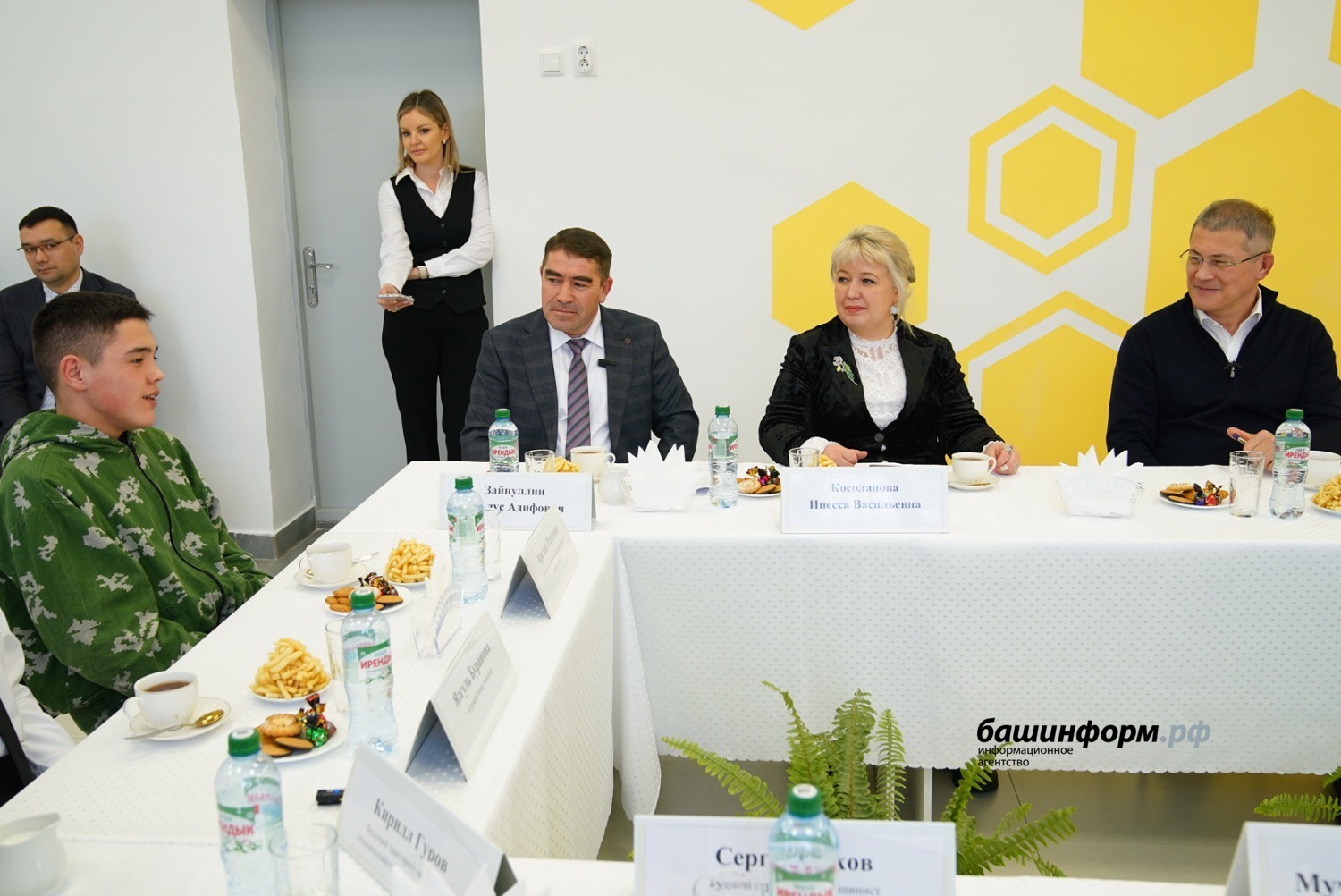 Олег Яровиков