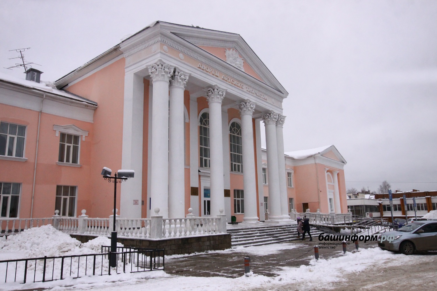 Валерий Шахов  Дом пионеров им. Комарова