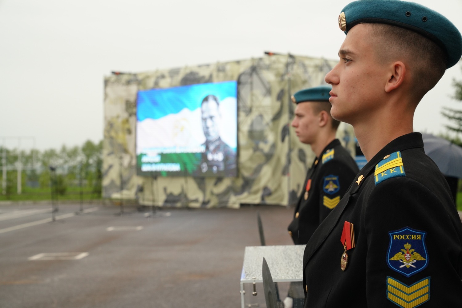 Олег Яровиков