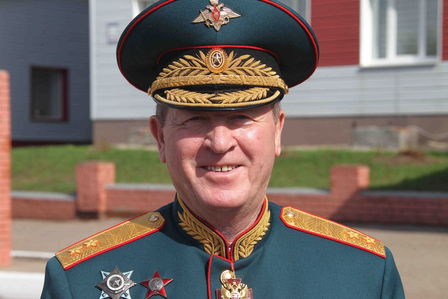 Олег Яровиков