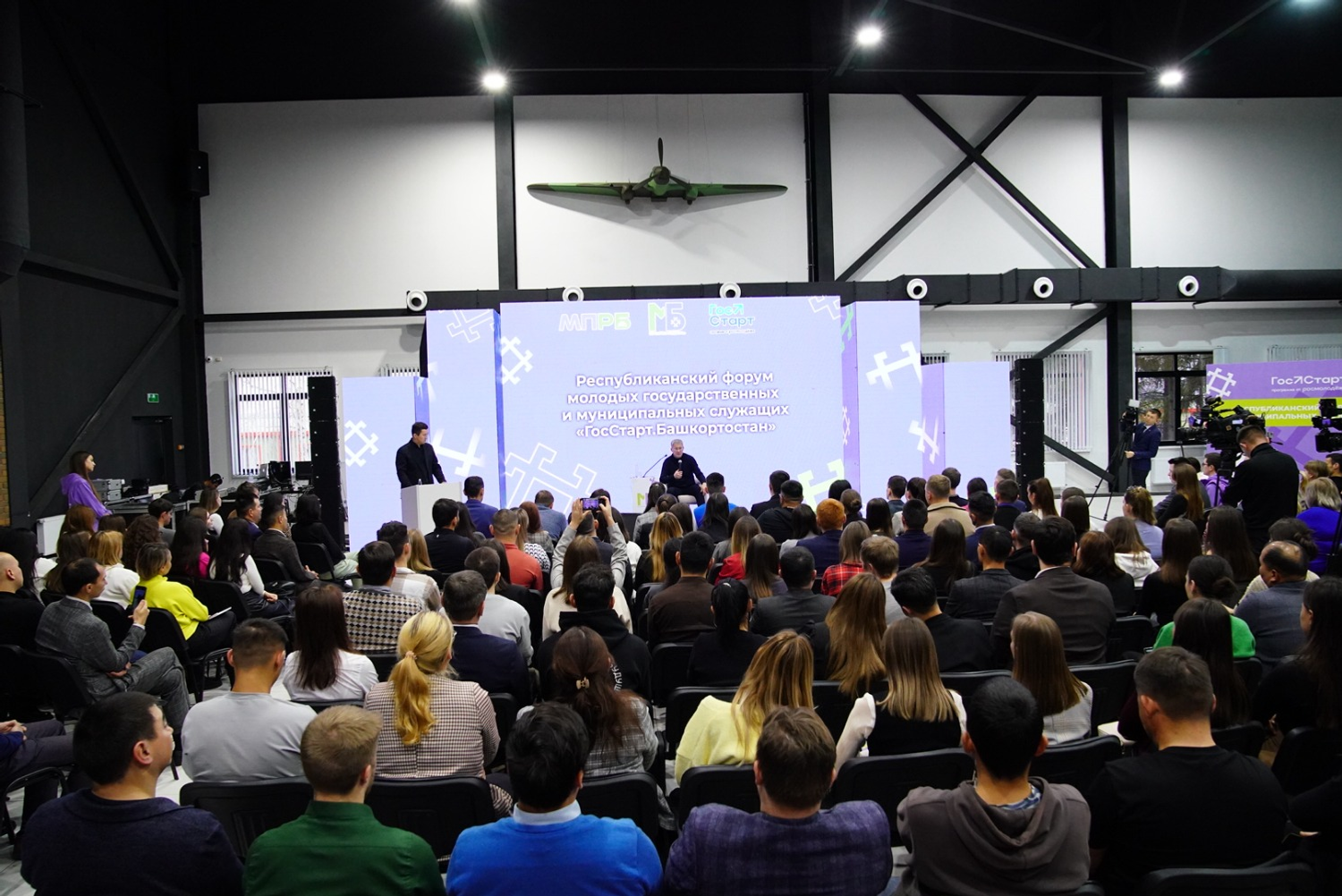 Олег Яровиков