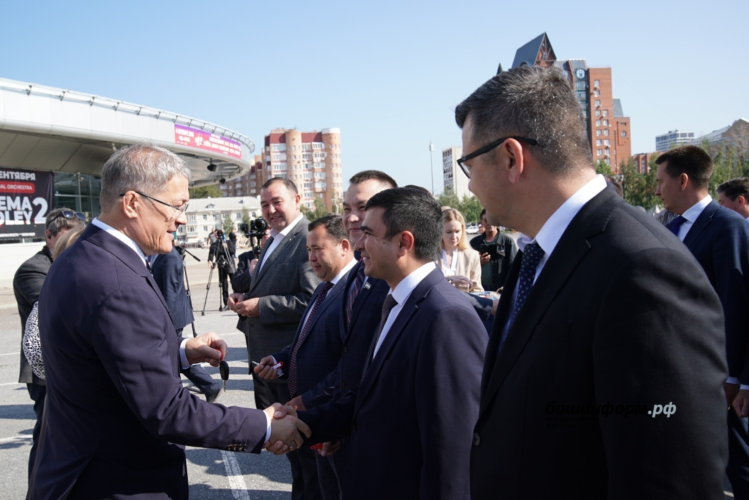 Олег Яровиков