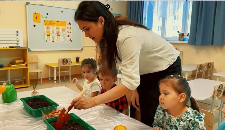 скриншот видео оперативное совещание в правительстве РБ