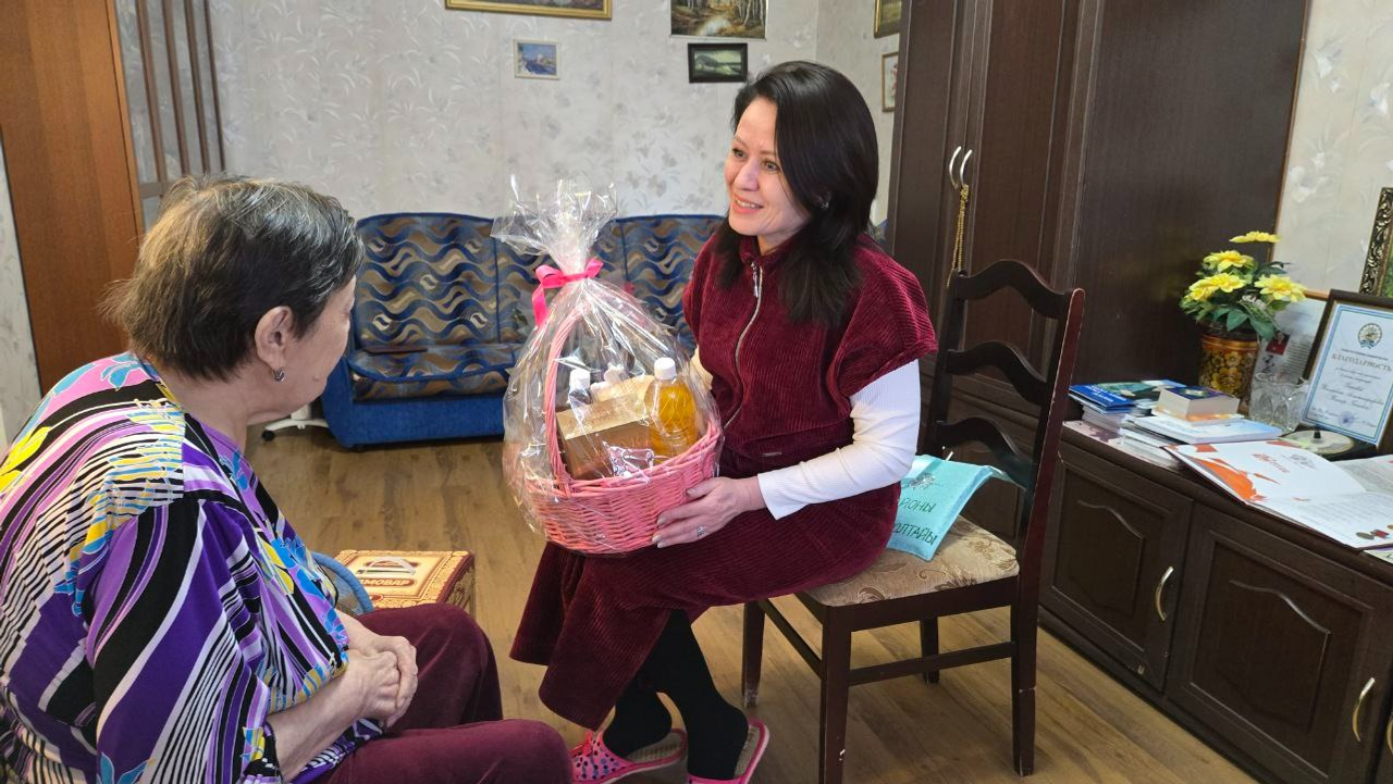 глава администрации Куюргазинского района Лира Терегулова личный архив