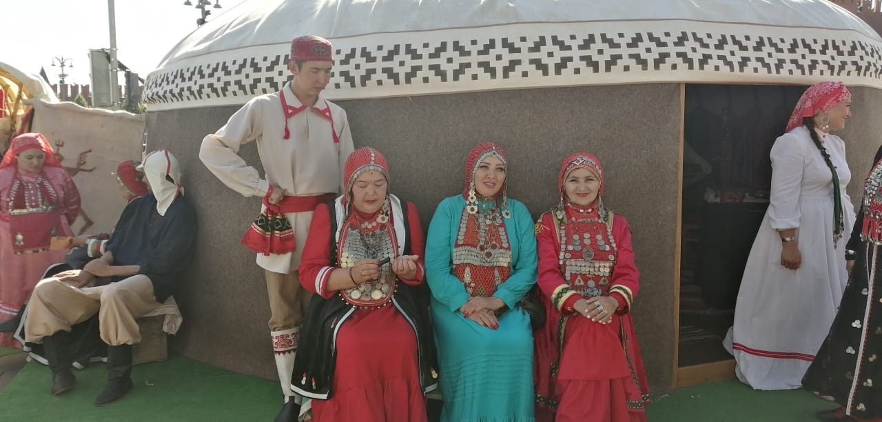 организаторы фестиваля