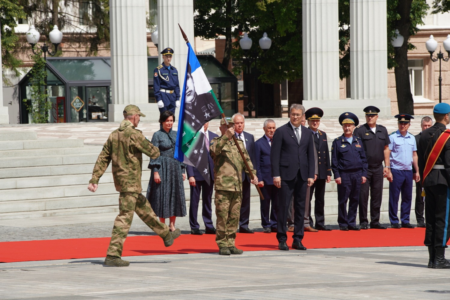 Олег Яровиков