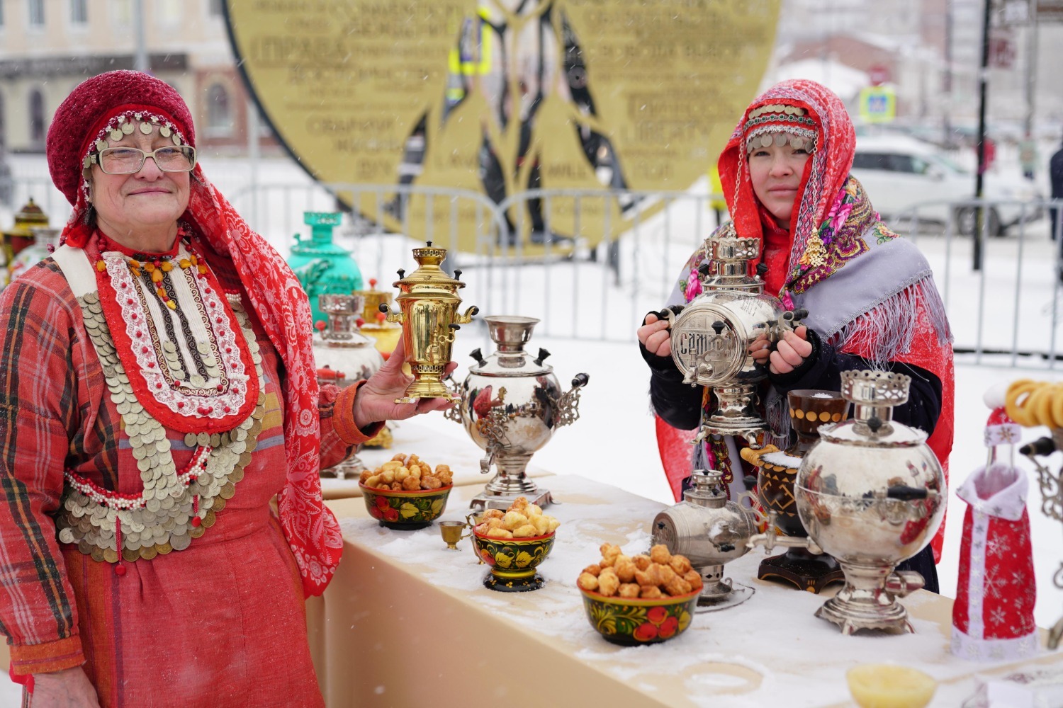 Олег Яровиков