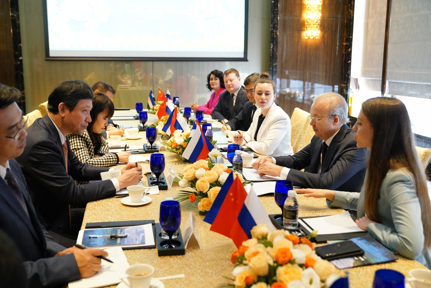 Олег Яровиков