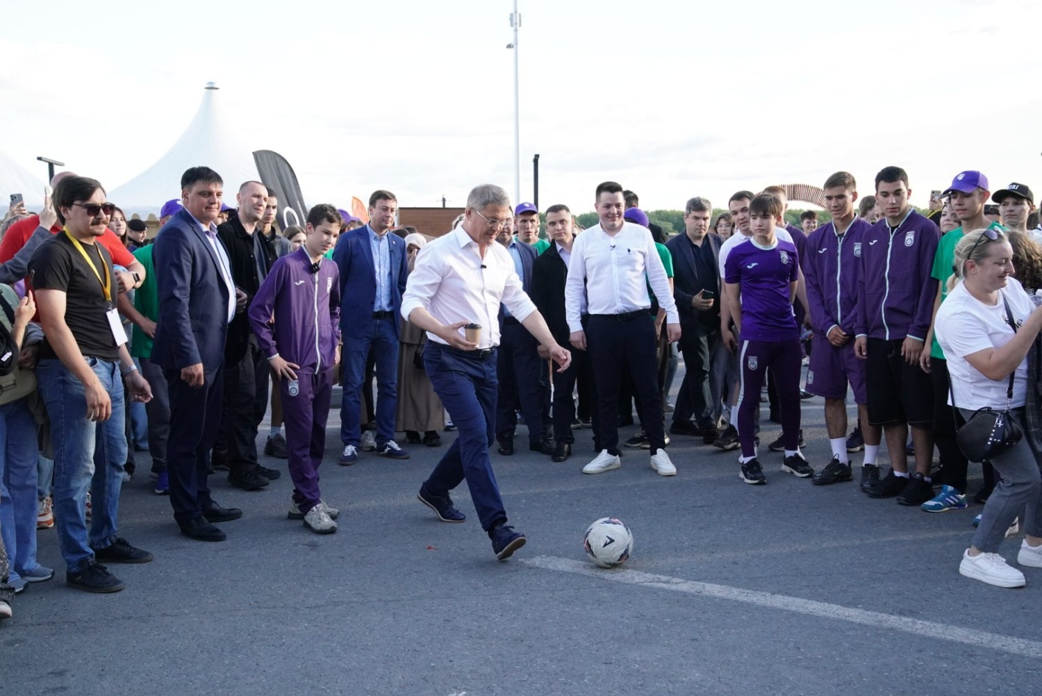 Олег Яровиков