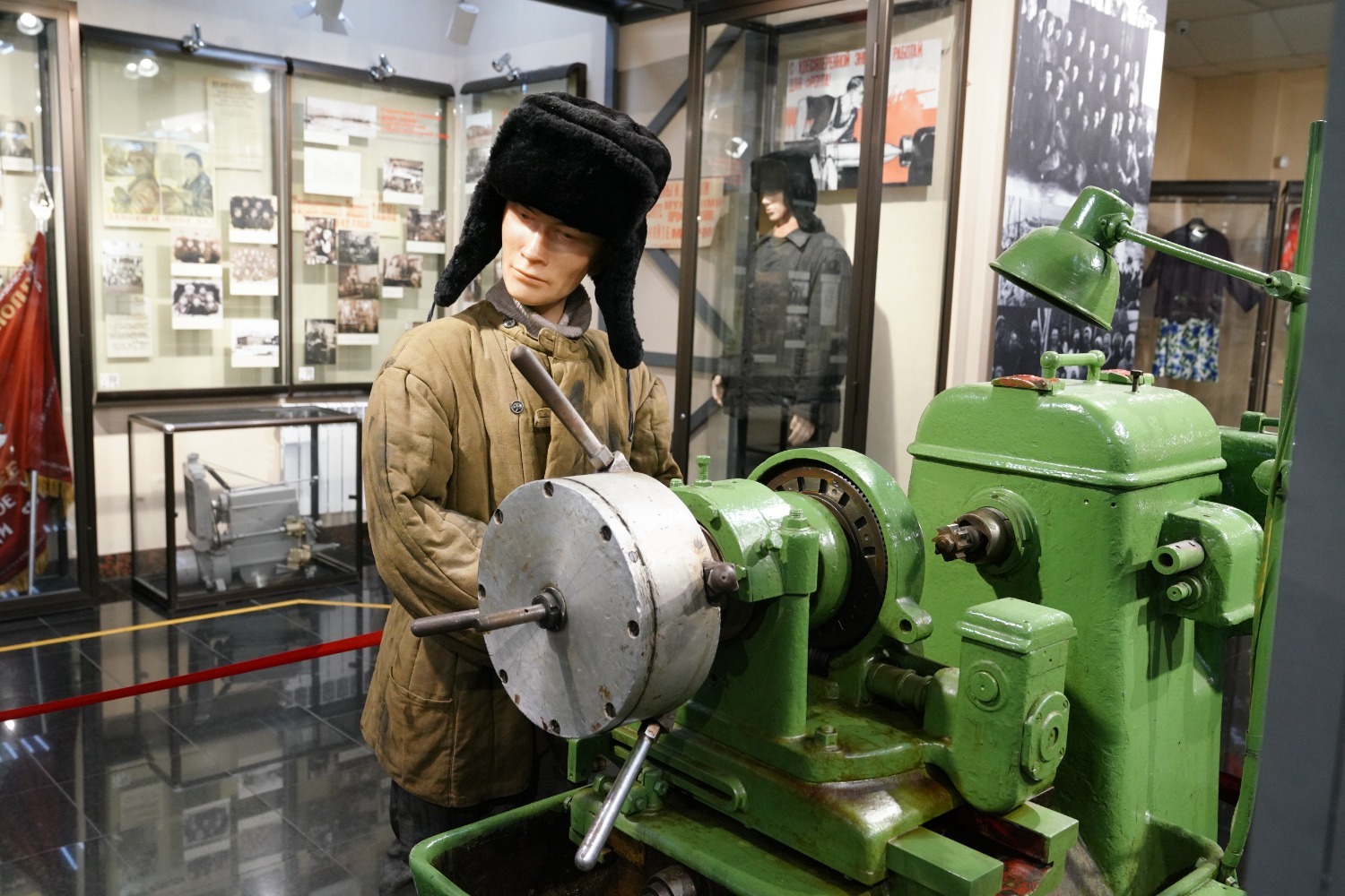 Олег Яровиков