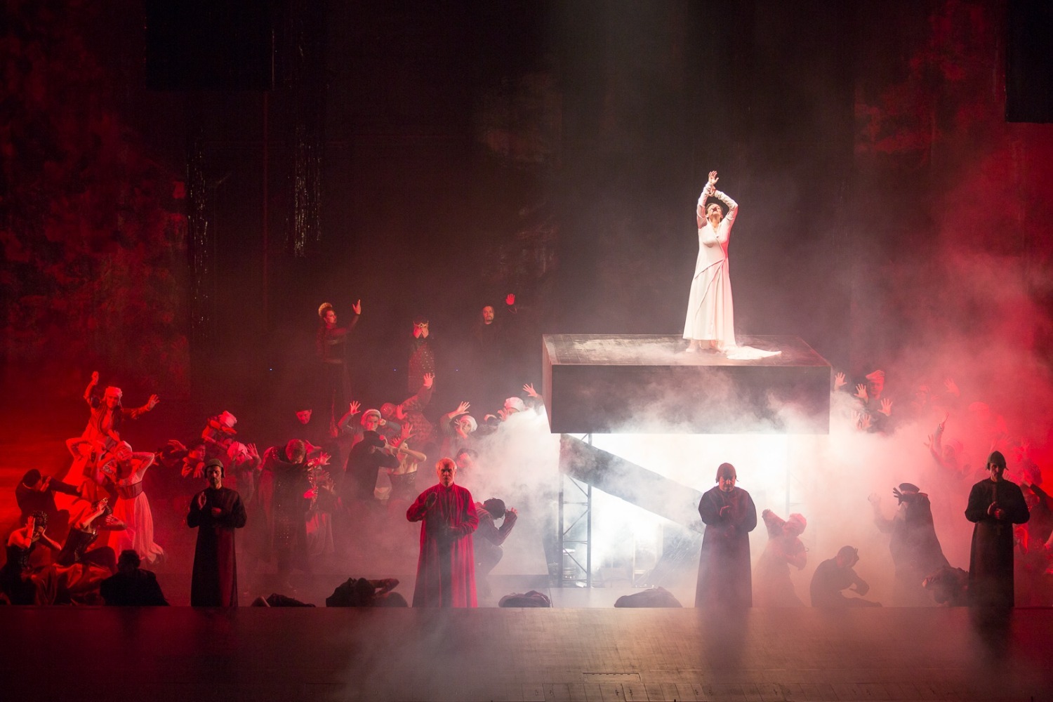 Башкирский государственный академический театр оперы и балета bashopera.ru Опера «Орлеанская дева»