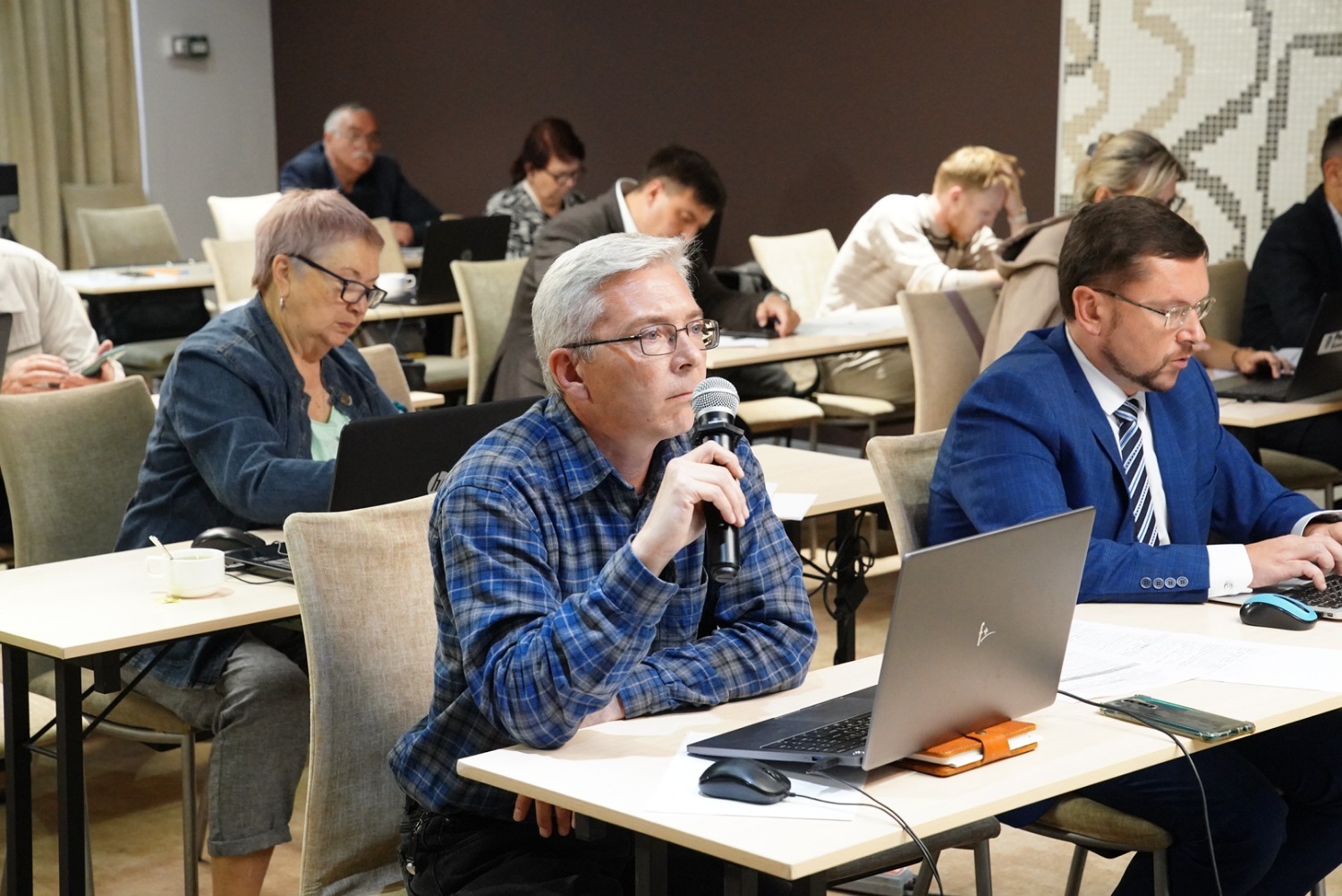 Олег Яровиков