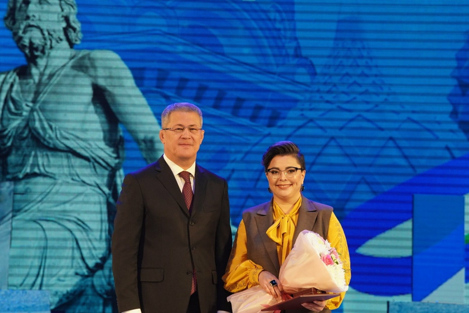 Олег Яровиков