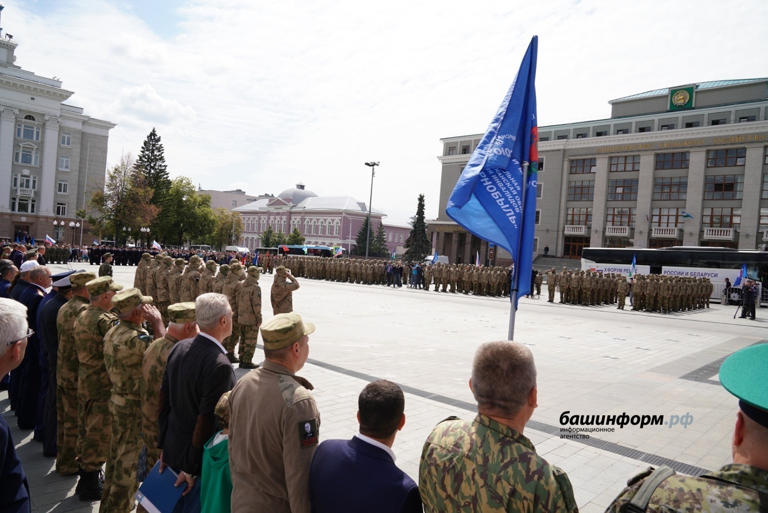 Олег Яровиков