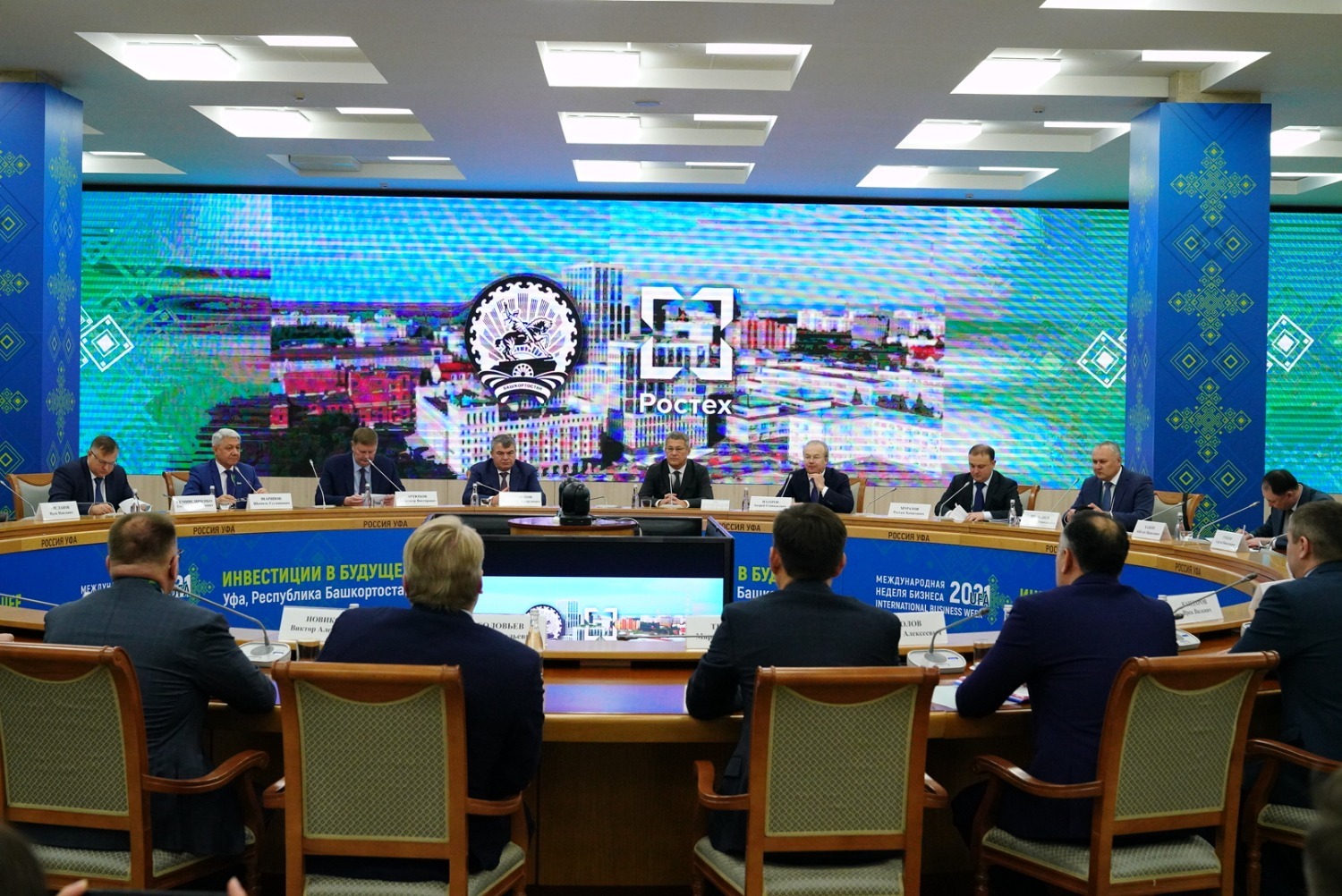 Олег Яровиков