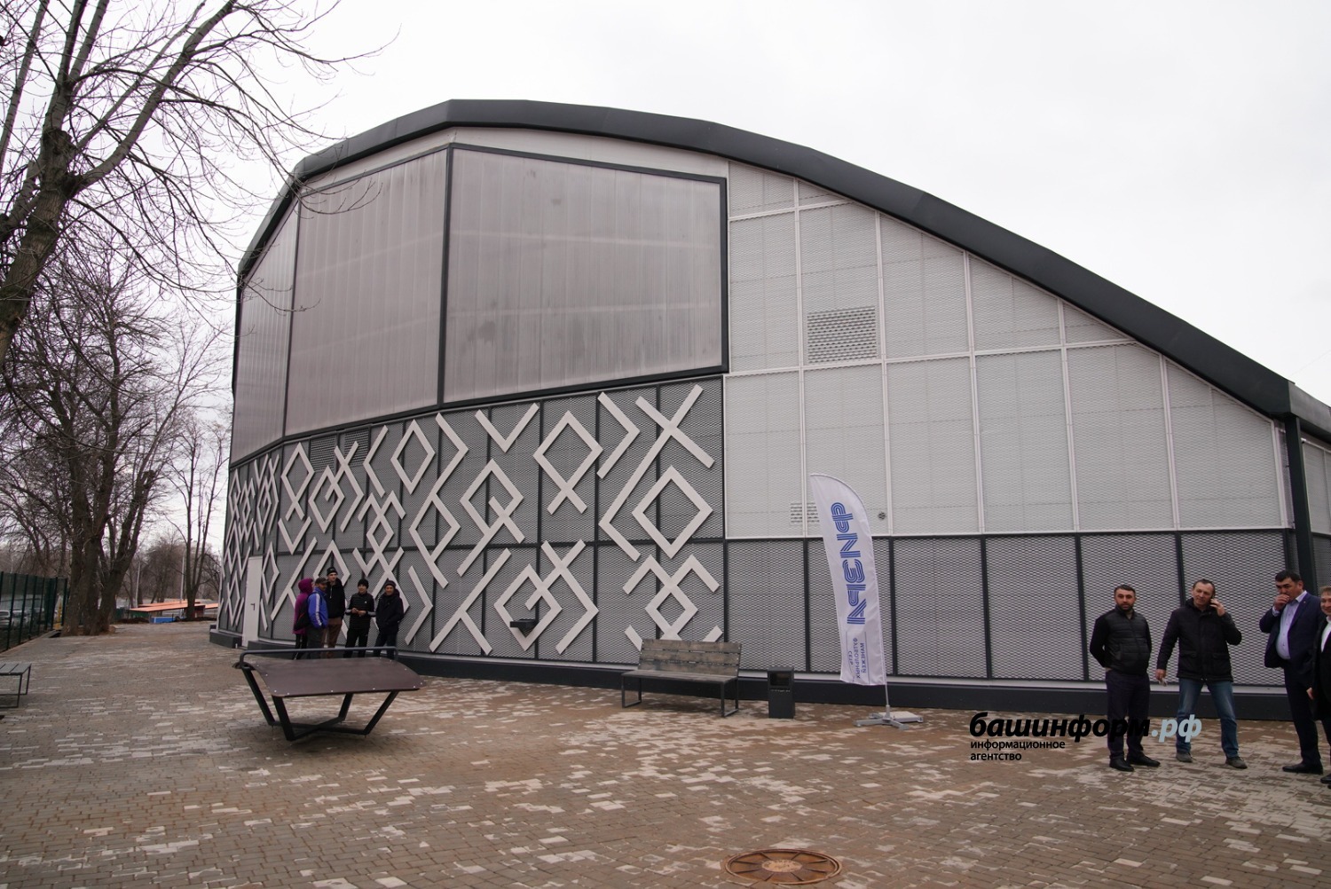 Олег Яровиков