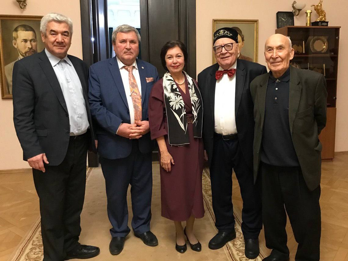 Искандер Юлдашев предоставлено «Башинформу» Хисматулла Юлдашев, Ркаил Зайдулла, Тамара Искандерия, Радиф Гаташ, Равиль Файзуллин