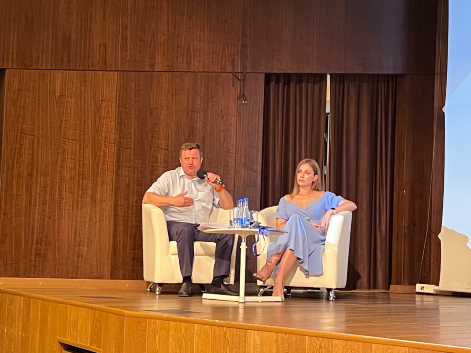 Ксения Калинина  Валерий Олейник