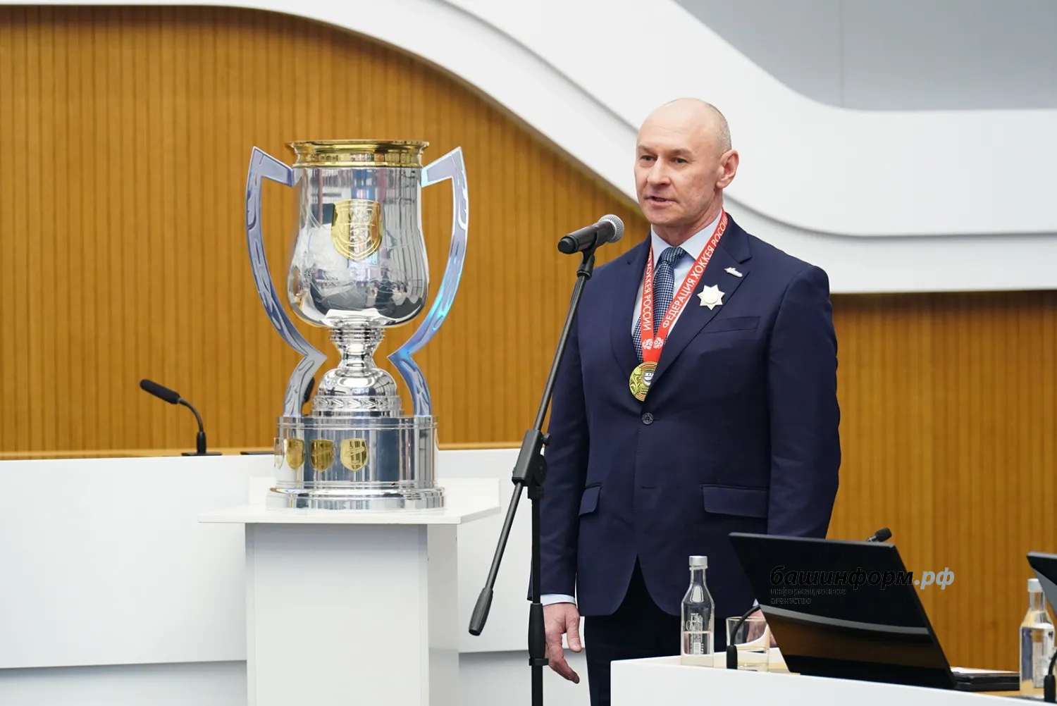 Олег Яровиков ИА «Башинформ» старший тренер «Агидели» Валерий Давлетшин