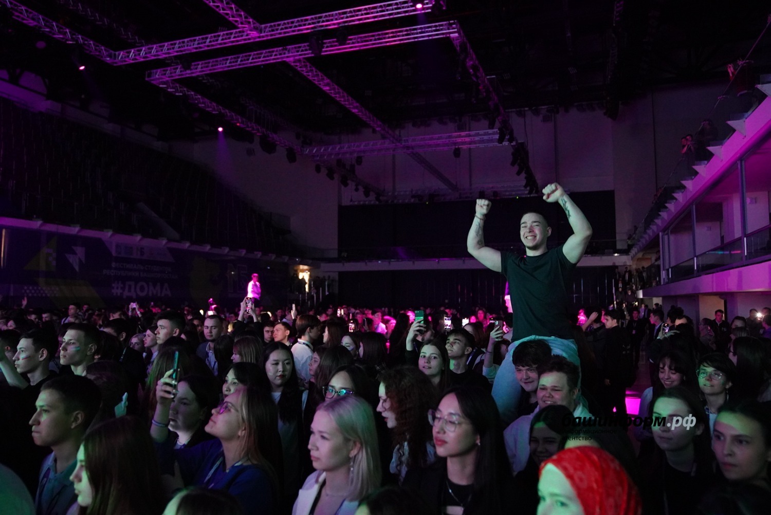 Олег Яровиков