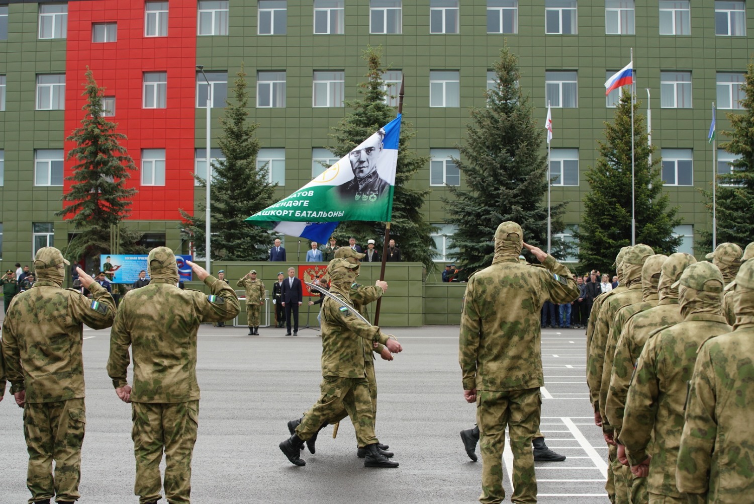 Олег Яровиков