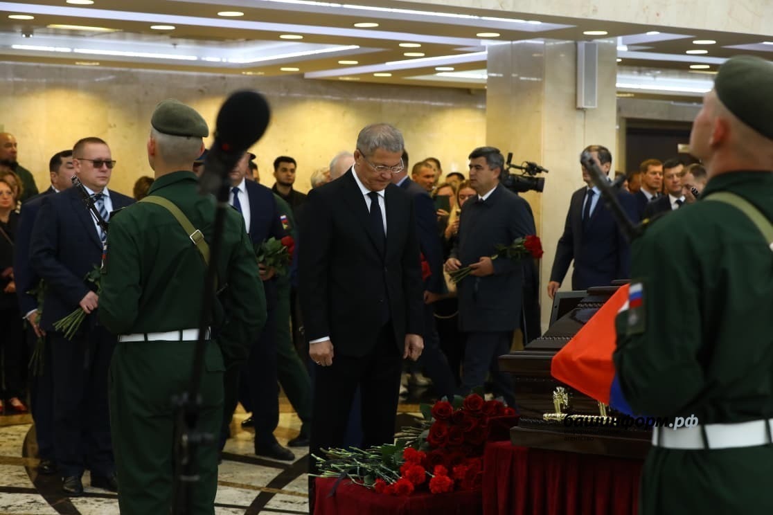 Валерий Шахов